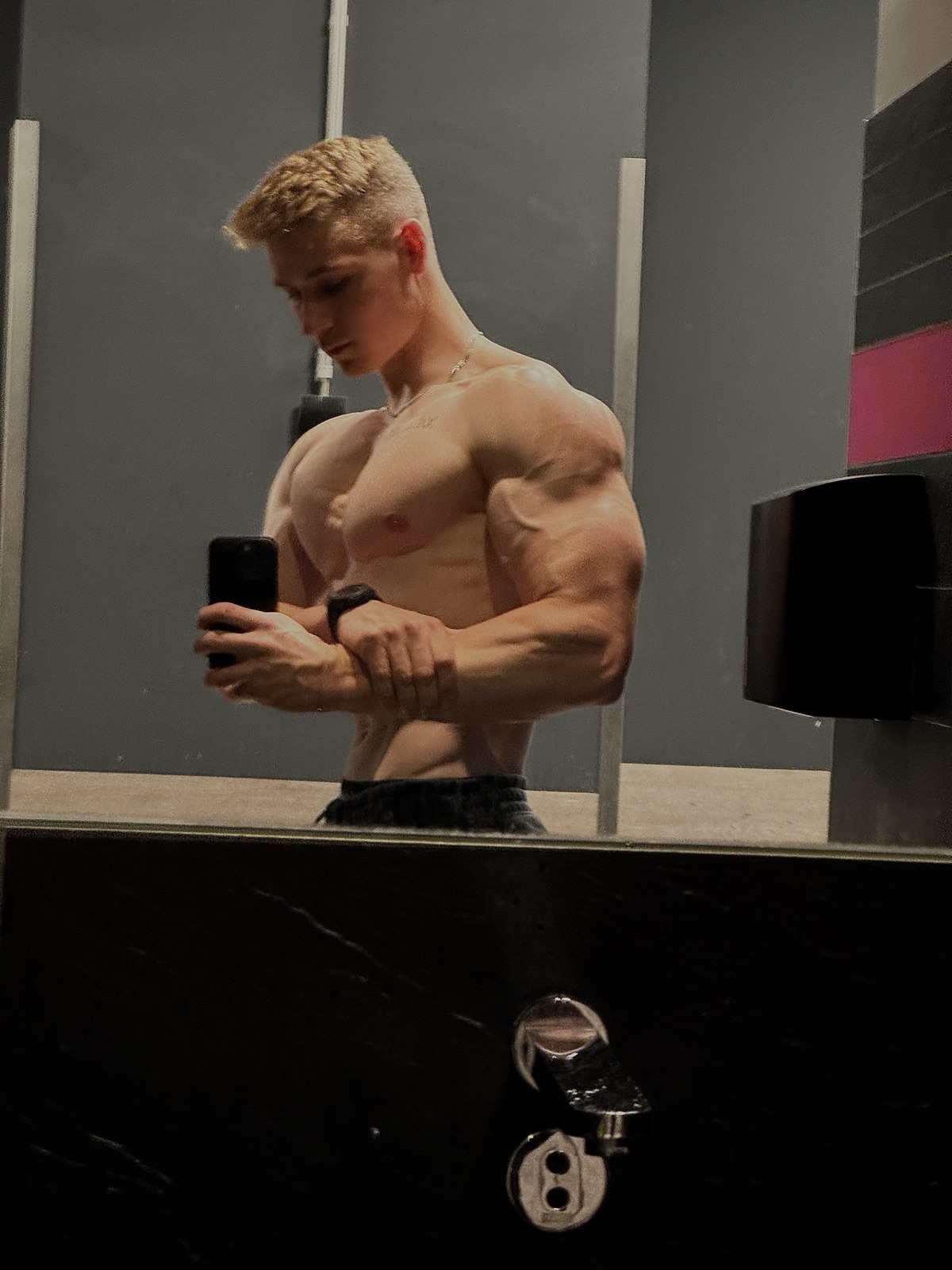 Jonas heute im Gym